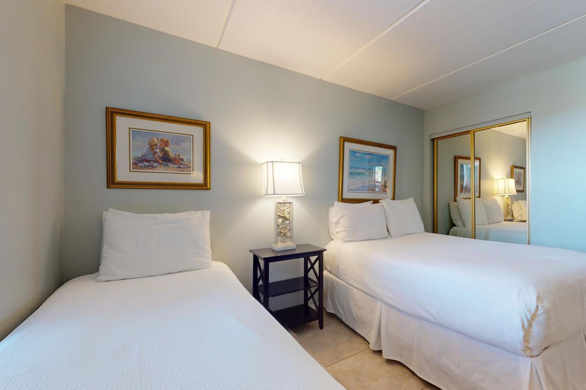Seagull Condominiums South Padre Island Room photo